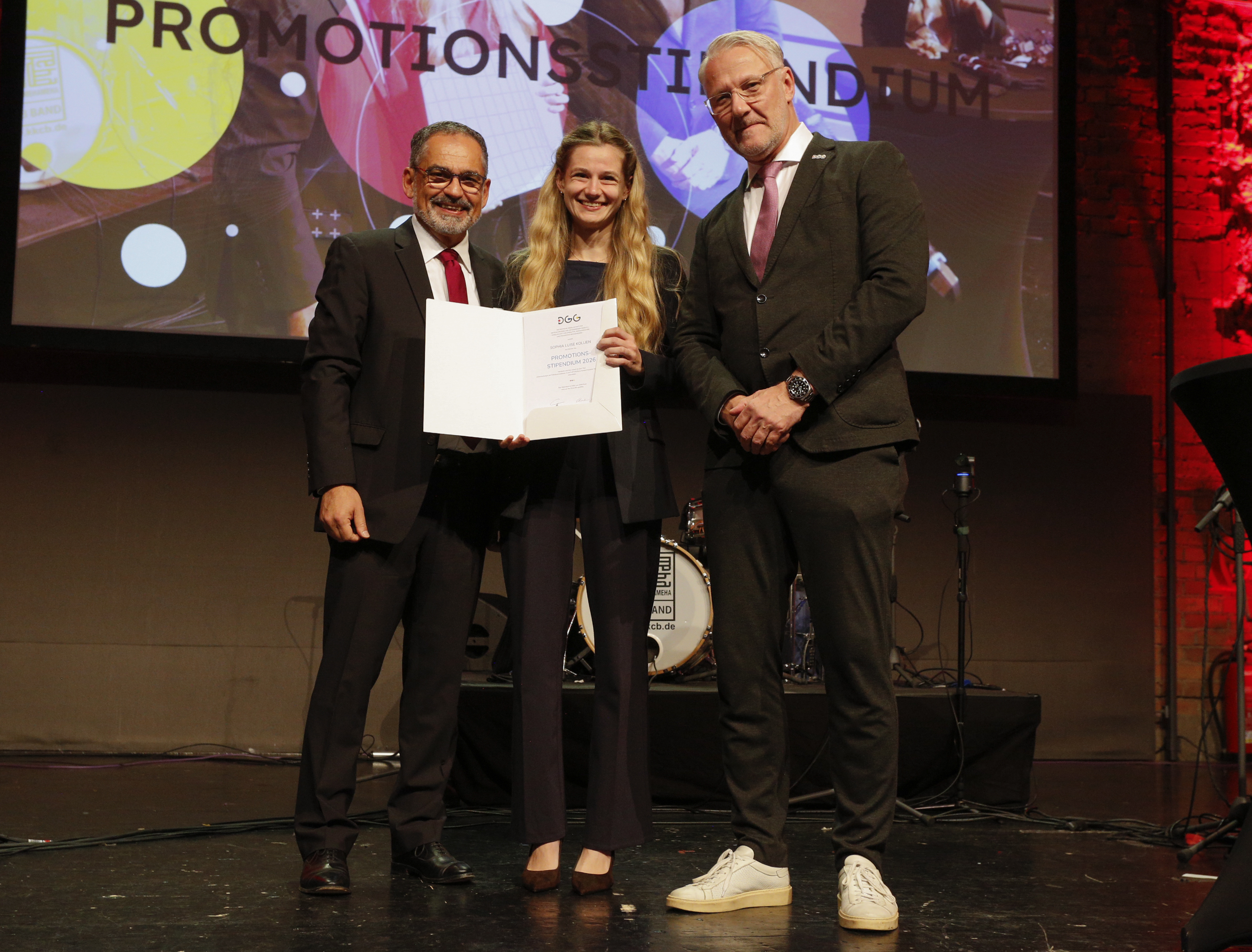Sophia Luise Kollien (Münster) erhielt auf der Jahrestagung 2026 in Frankfurt a.M. das Promotionsstipendium
